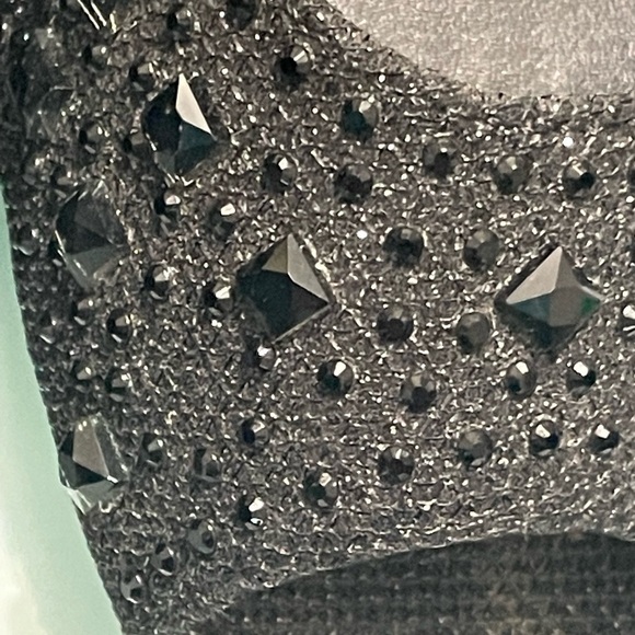 KELLY & KATIE PEEP TOE EMBELLISHED BLACK PUMPS SIZE 7.5 - Picture 2 of 8